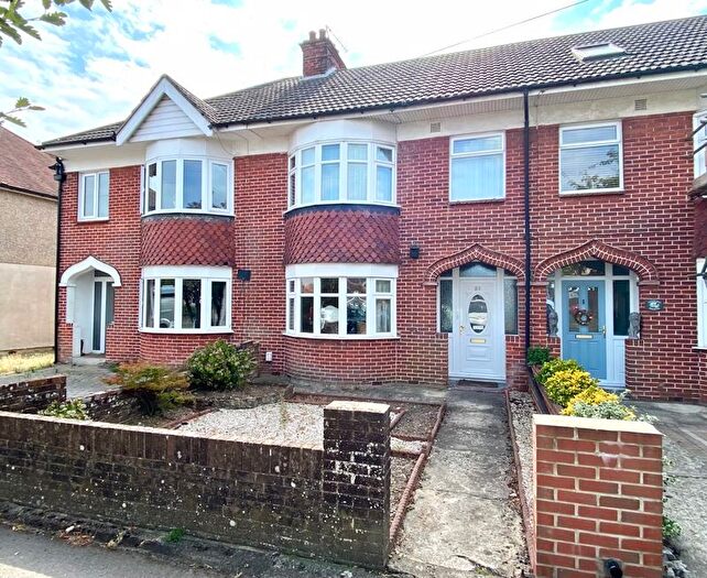 3 Bedroom Terraced House For Sale In Mill Road, Fareham, PO16