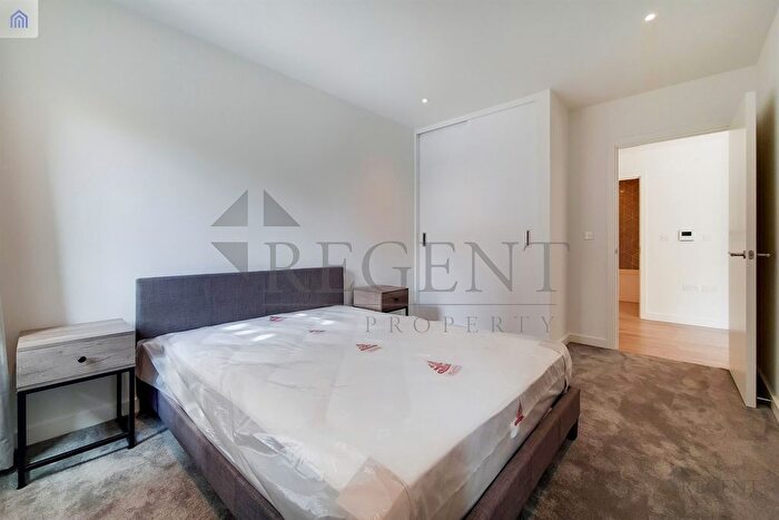 1 Bedroom Flat For Sale In Blenheim Mansions, Mary Neuner Road, N8