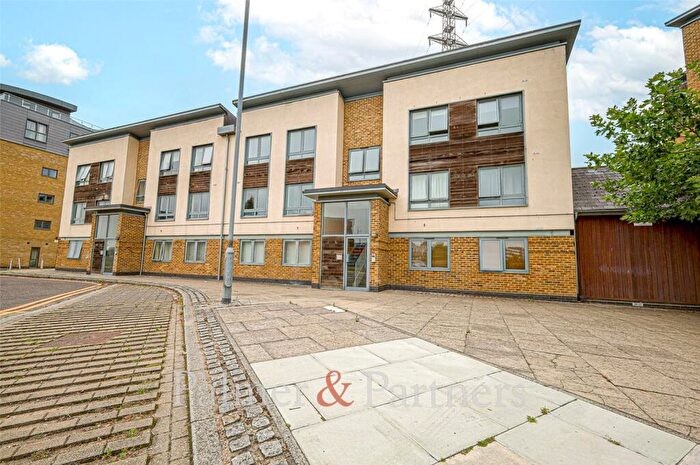 2 Bedroom Apartment To Rent In Ballantyne Drive, Colchester, Essex, CO2