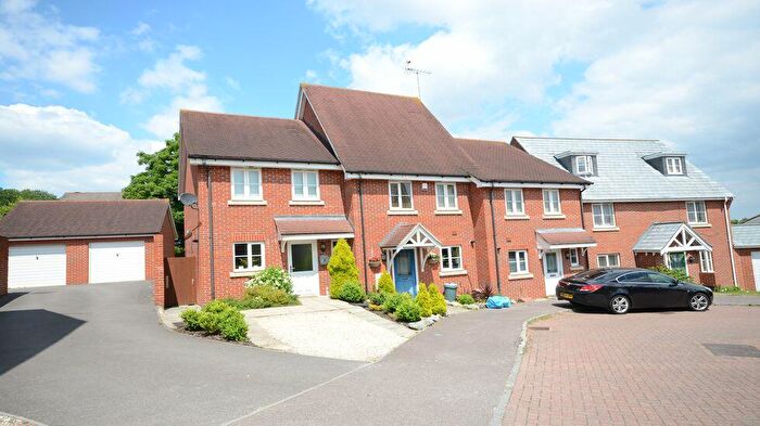 3 Bedroom Town House To Rent In Ducketts Mead, Shinfield, RG2