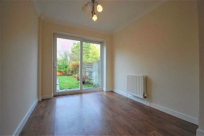 3 Bedroom Semi-Detached House To Rent In Paddock Road, Ruislip, HA4