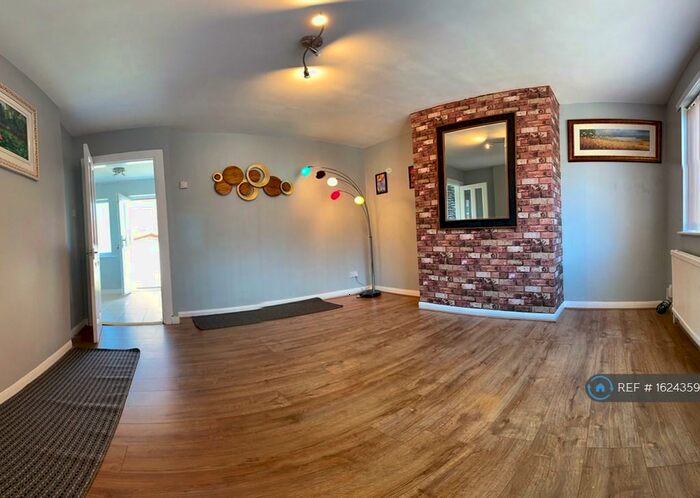 2 Bedroom Terraced House To Rent In Sissons Avenue, Leeds, LS10