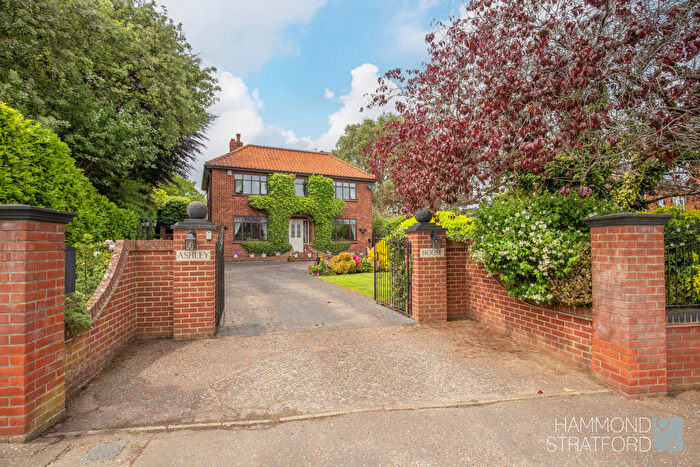 5 Bedroom Detached House For Sale In Main Road, Swardeston, NR14