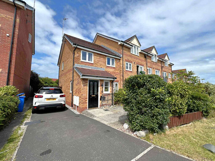 3 Bedroom End Of Terrace House For Sale In Kingfisher Way, Fleetwood, FY7
