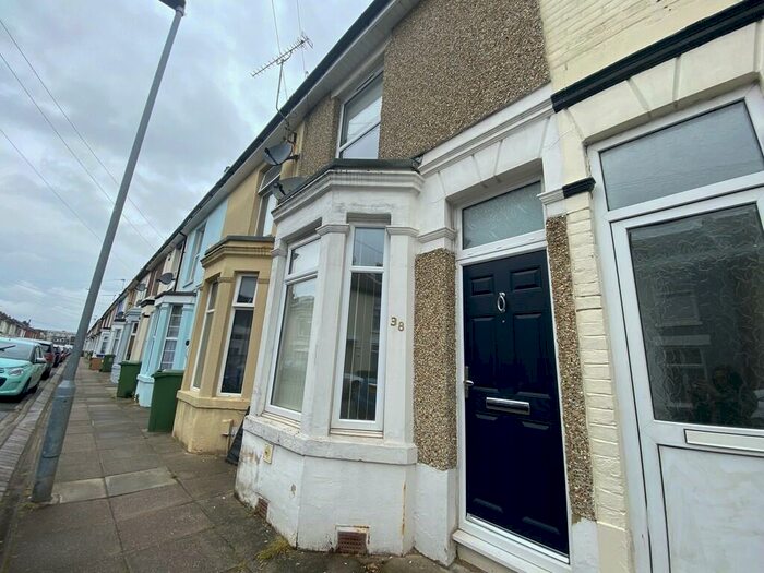 2 Bedroom Terraced House To Rent In Gruneisen Road, Portsmouth, PO2