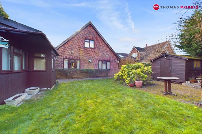 3 Bedroom Detached House For Sale In Weir Road, Hemingford Grey, Huntingdon, PE28