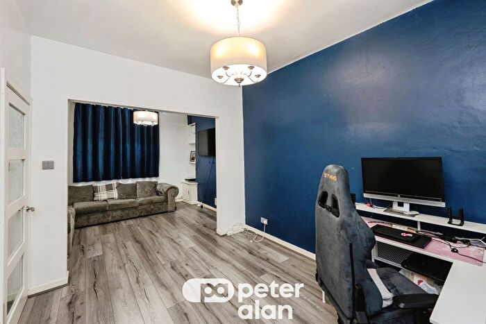 2 Bedroom End Of Terrace House For Sale In Greenway Road, Neath, SA11