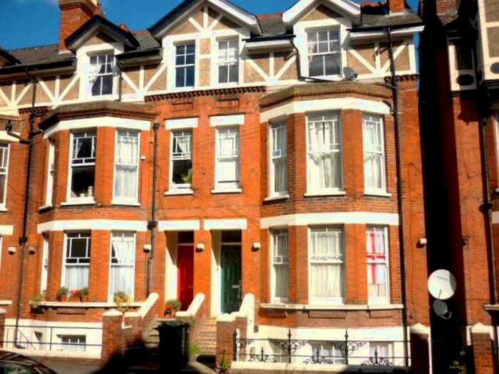 1 Bedroom Flat To Rent In Lime Hill Road, Tunbridge Wells, TN1