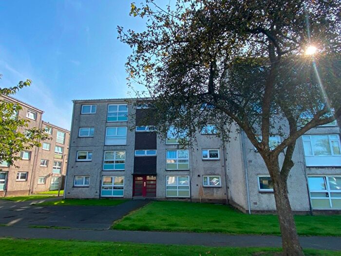 2 Bedroom Flat To Rent In George Court, Hamilton, South Lanarkshire, ML3