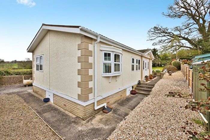2 Bedroom Park Home For Sale In Yeovil Marsh Park, Yeovil Marsh, Yeovil, BA21