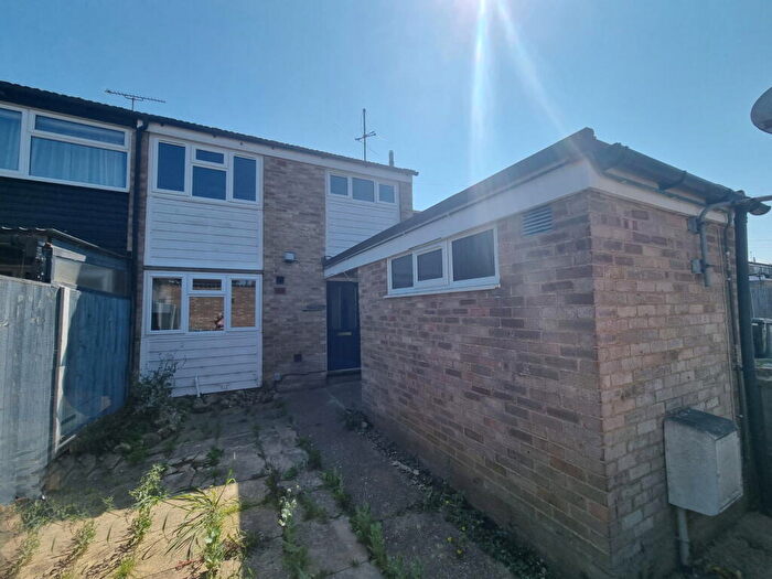3 Bedroom End Of Terrace House For Sale In Felixstowe, Suffolk, IP11