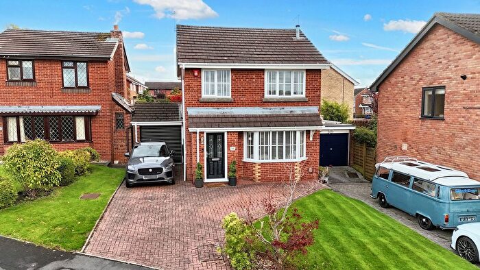 3 Bedroom Detached House For Sale In Rutherford Avenue, Newcastle, ST5