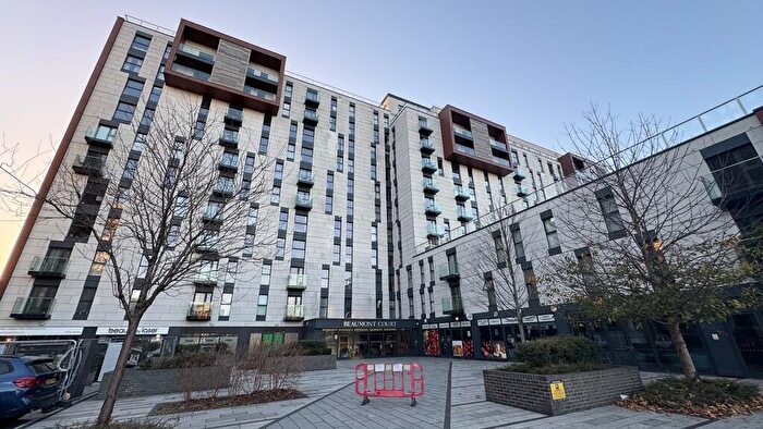 2 Bedroom Flat To Rent In Victoria Avenue, Southend-on-sea, SS2