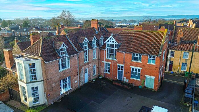 2 Bedroom Flat To Rent In Lonsdale House, Blake Street, Bridgwater, TA6