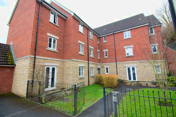 1 Bedroom Apartment To Rent In Knights Maltings, Frome, BA11