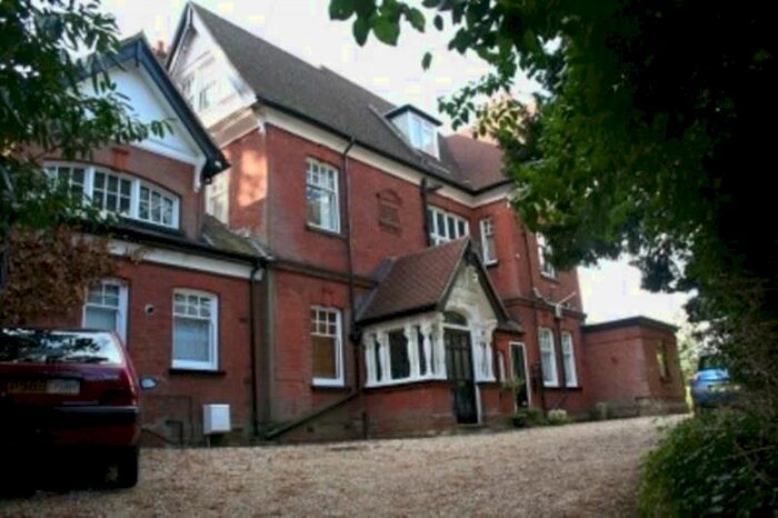 2 Bedroom Flat To Rent In Burlingham House, Ancaster Road, Ipswich, IP2