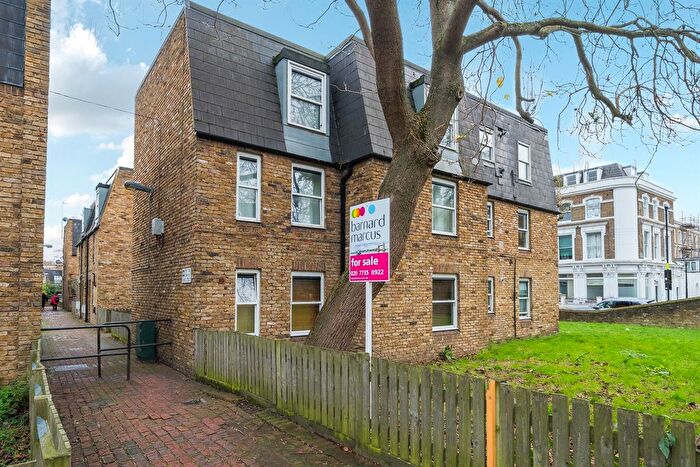 1 Bedroom Flat For Sale In Mawbey Street, London, SW8