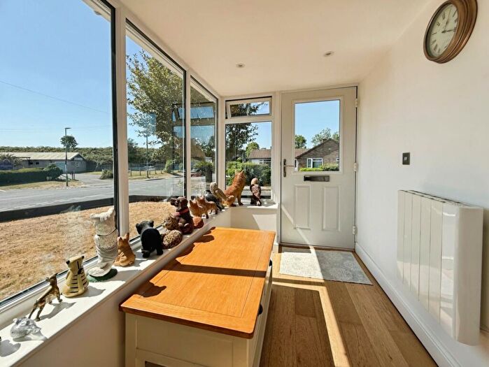 3 Bedroom Detached Bungalow For Sale In Melbourne Drive, Stonehouse, Gloucestershire, GL10