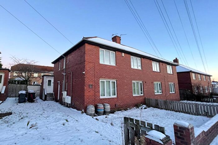 2 Bedroom Flat For Sale In Lisle Grove, Howdon, North Shields, NE28