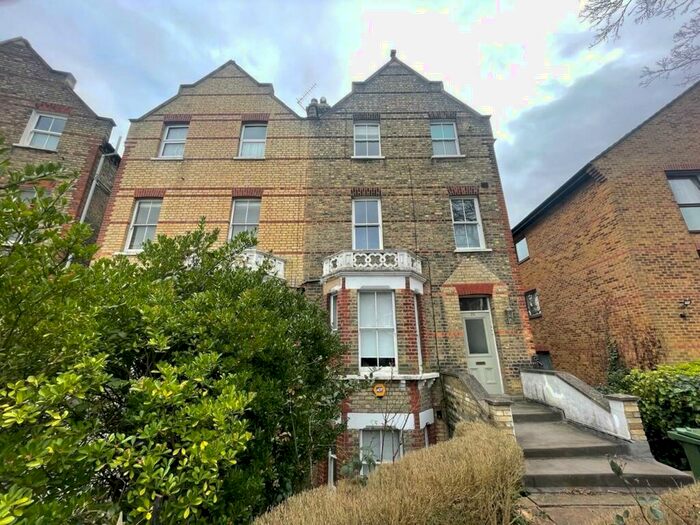 1 Bedroom Apartment To Rent In Charleville Circus, Sydenham, London, SE26