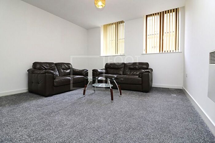 2 Bedroom Flat To Rent In Old Mill, Thornton Road, Bradford, BD1