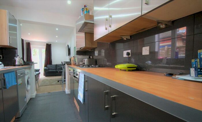 7 Bedroom House To Rent In Tiverton Road, Selly Oak, B29