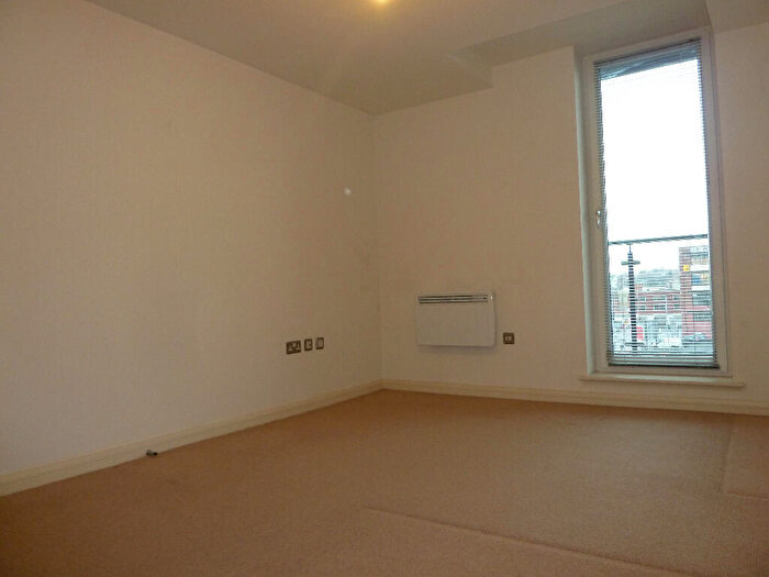 1 Bedroom Flat To Rent In Bromsgrove Street, City Centre, Birmingham, B5