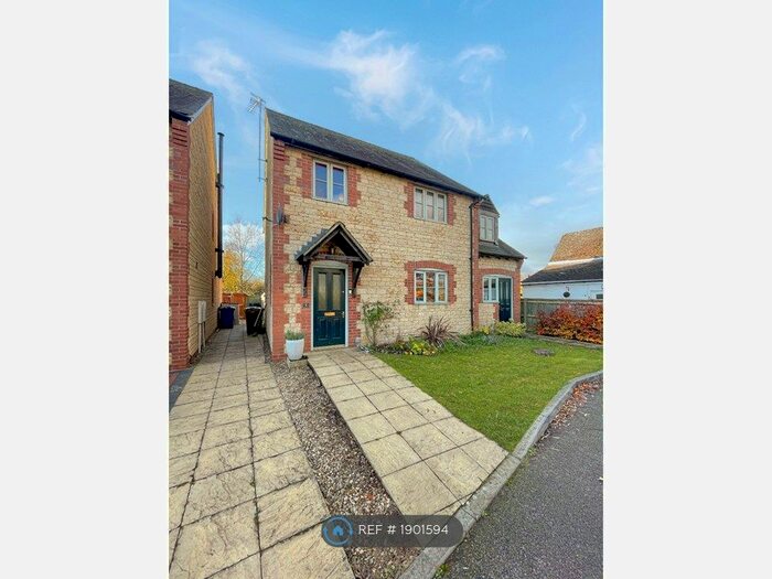 4 Bedroom Detached House To Rent In Bicester, Bicester, OX25