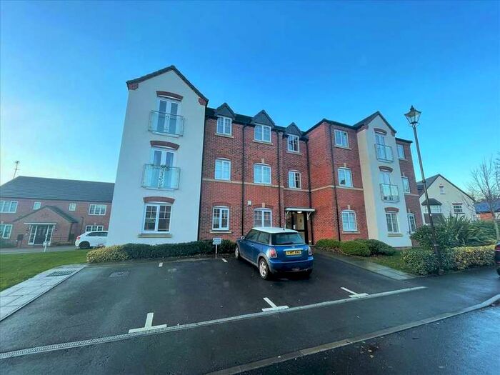 2 Bedroom Apartment To Rent In New Meadow Close, Solihull, B90