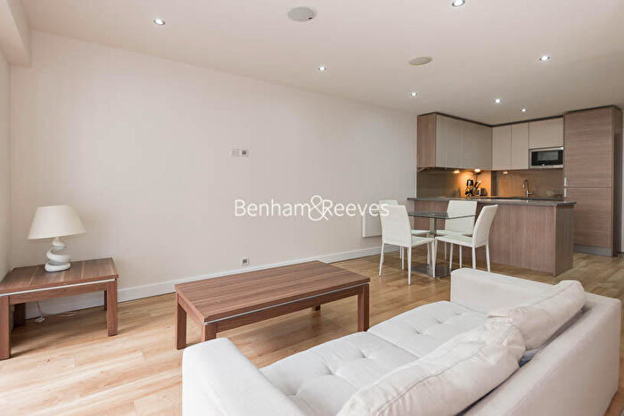 1 Bedroom Apartment To Rent In Boulevard Drive, Colindale, NW9