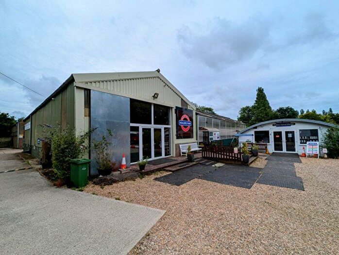 Detached House For Sale In Hale Common, Sandown, PO36