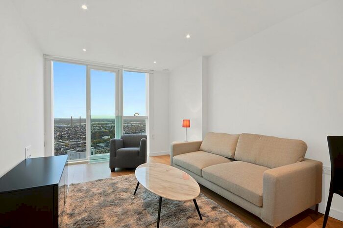 1 Bedroom Apartment To Rent In Pinnacle Apartments, Saffron Central Square, Croydon, CR0