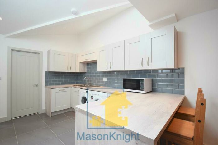 6 Bedroom Terraced House To Rent In Florence Buildings, Birmingham, B29