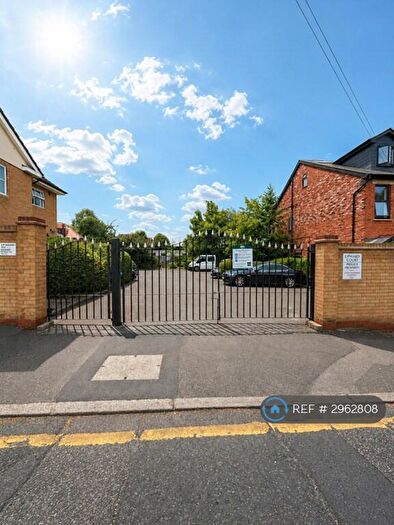 2 Bedroom Flat To Rent In Upward Court, Romford, RM1