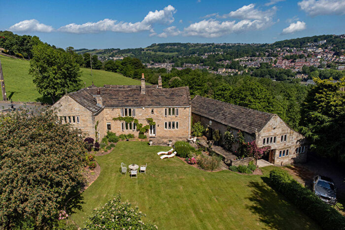 5 Bedroom Country House For Sale In Lower Wat Ing, London Road, Norland, HX6