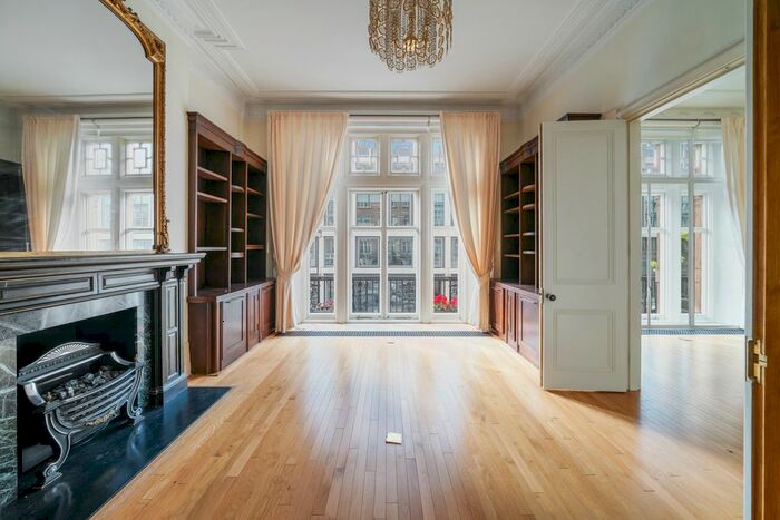 2 Bedroom Flat To Rent In Wigmore Street, London, W1U