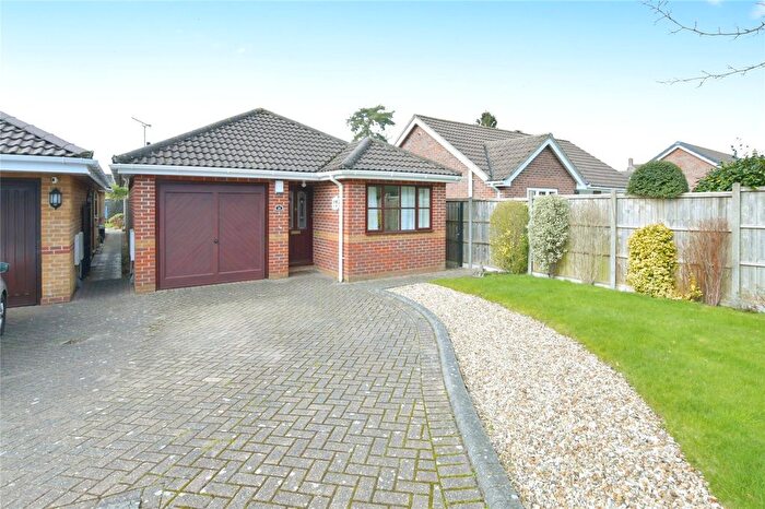 3 Bedroom Bungalow For Sale In Audemer Court, Ringwood, Hampshire, BH24