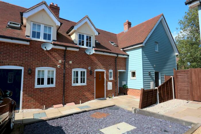 2 Bedroom Terraced House To Rent In Darcy Mews, Billericay, CM12