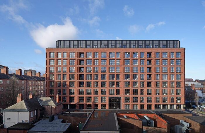2 Bedroom Apartment To Rent In Apt . :: One Silk Street, M4