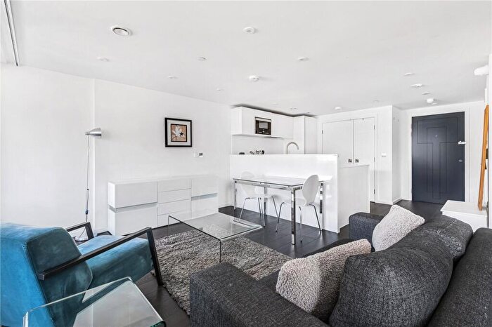 1 Bedroom Apartment To Rent In City Road, London, EC1V