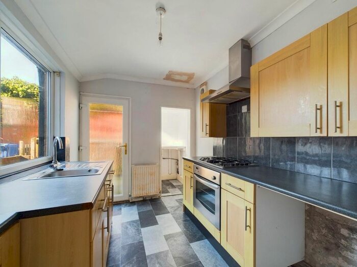 3 Bedroom Terraced House To Rent In Medina Avenue, Bridlington, YO16