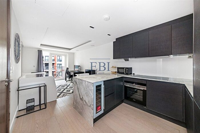 1 Bedroom Flat To Rent In Countess House, Park Street, Chelsea Creek, SW6