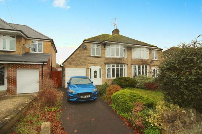 3 Bedroom Semi-Detached House To Rent In Carlisle Avenue, Old Town, Swindon, SN3