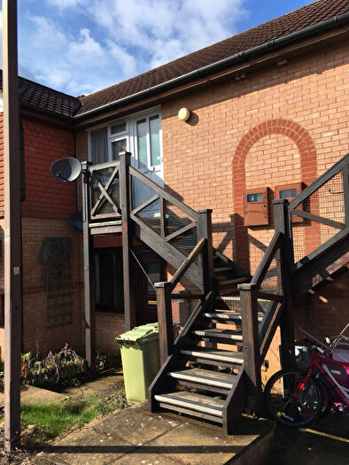 Studio To Rent In Pettingrew Close, Milton Keynes, Buckinghamshire, MK7