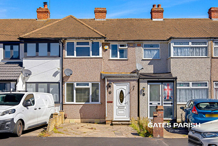 2 Bedroom Terraced House For Sale In Diban Avenue, Hornchurch, RM12