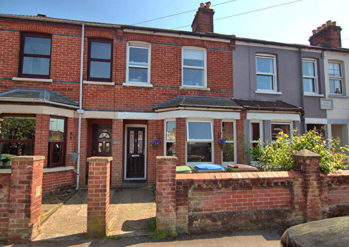 2 Bedroom Terraced House For Sale In Gordon Road, Fareham, PO16
