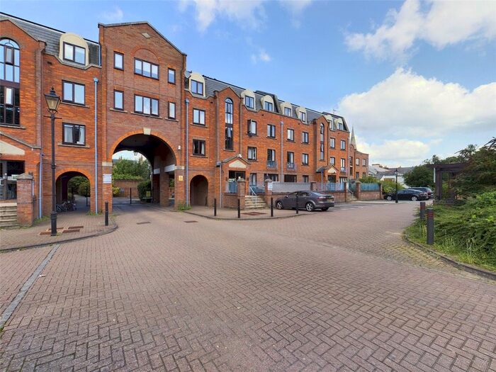 1 Bedroom Flat To Rent In Greys Court, Sidmouth Street, Reading, Berkshire, RG1