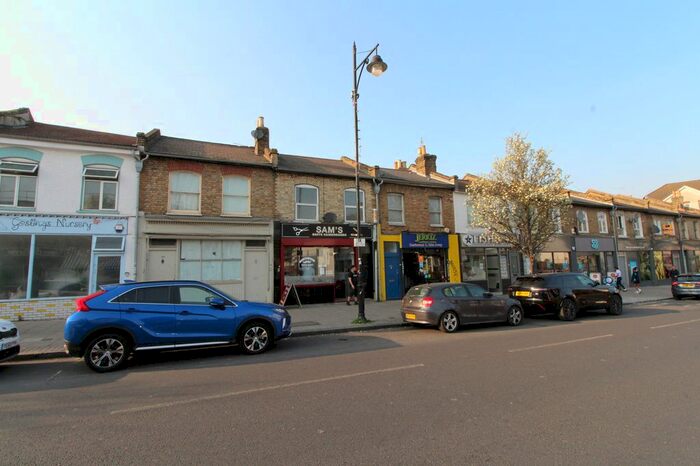 2 Bedroom Maisonette To Rent In Evelina Road, Nunhead, SE15