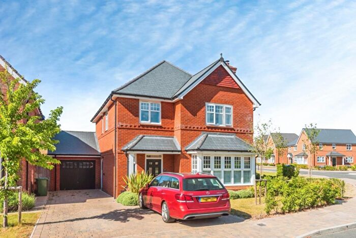 4 Bedroom Detached House To Rent In King Henry Avenue, Wallingford, OX10