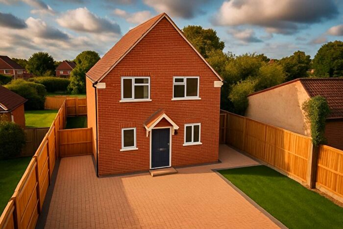 3 Bedroom Detached House For Sale In Stonelea Road, Hemel Hempstead, HP3